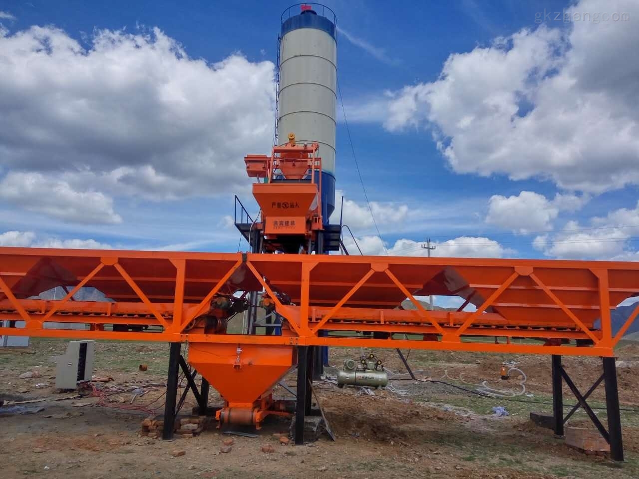 HZS25 concrete mixing plant